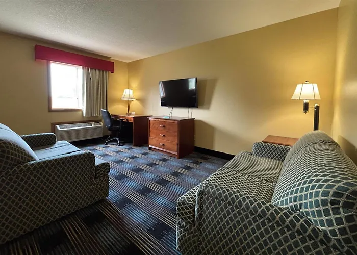 Hotel Super 8 By Wyndham Staunton