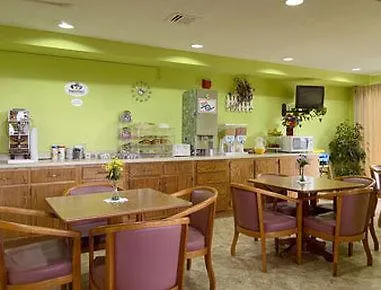 Super 8 By Wyndham
